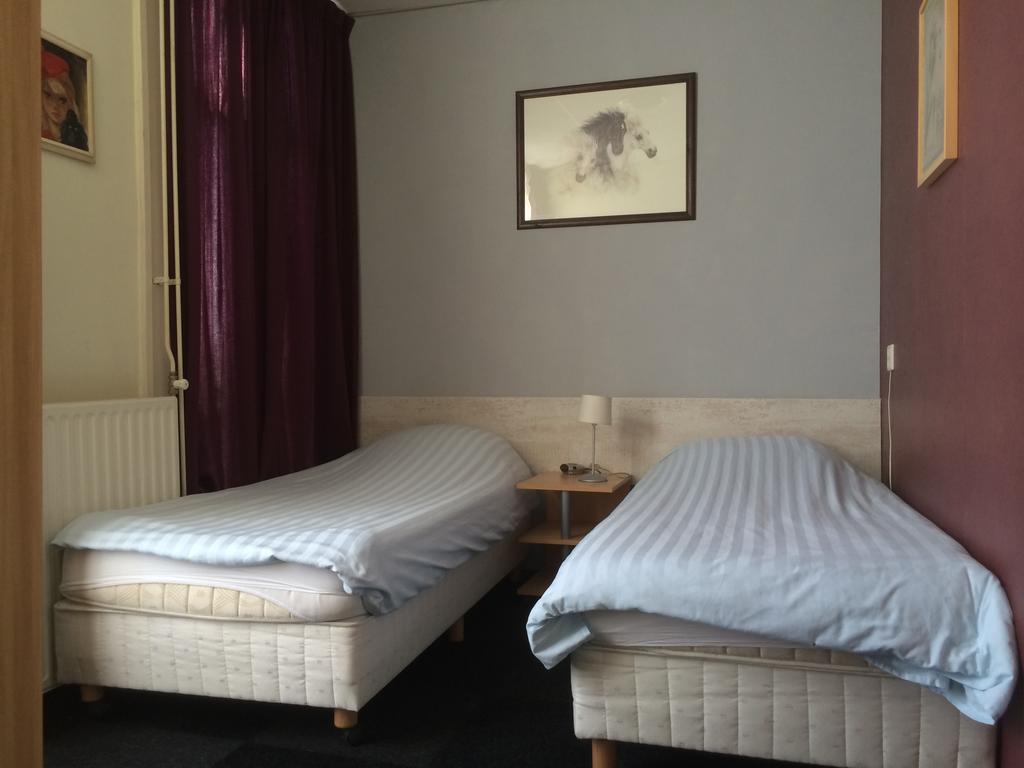 Hotel De Blauwe Vogel Bergen op Zoom Pokoj fotografie